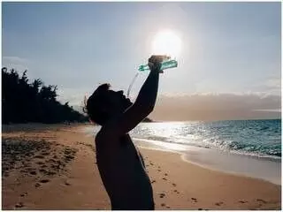Dehydration: డీహైడ్రేషన్ అంటే ఏంటి.? లక్షణాలు, కారణాలు ఏంటి.? Dehydration: డీహైడ్రేషన్ అంటే ఏంటి.? లక్షణాలు, కారణాలు ఏంటి.?