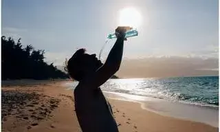 Dehydration: డీహైడ్రేషన్ అంటే ఏంటి.? లక్షణాలు, కారణాలు ఏంటి.? Dehydration: డీహైడ్రేషన్ అంటే ఏంటి.? లక్షణాలు, కారణాలు ఏంటి.?