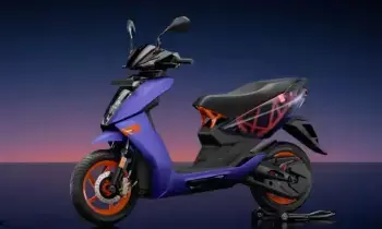Ather 450 : దేశంలోనే తొలి ట్రిపుల్ క్రూయిజ్ ఎలక్ట్రిక్ స్కూటర్ ఇదే.. దీని ఫీచర్స్ వింటే షాక్ Ather 450 : దేశంలోనే తొలి ట్రిపుల్ క్రూయిజ్ ఎలక్ట్రిక్ స్కూటర్ ఇదే.. దీని ఫీచర్స్ వింటే షాక్