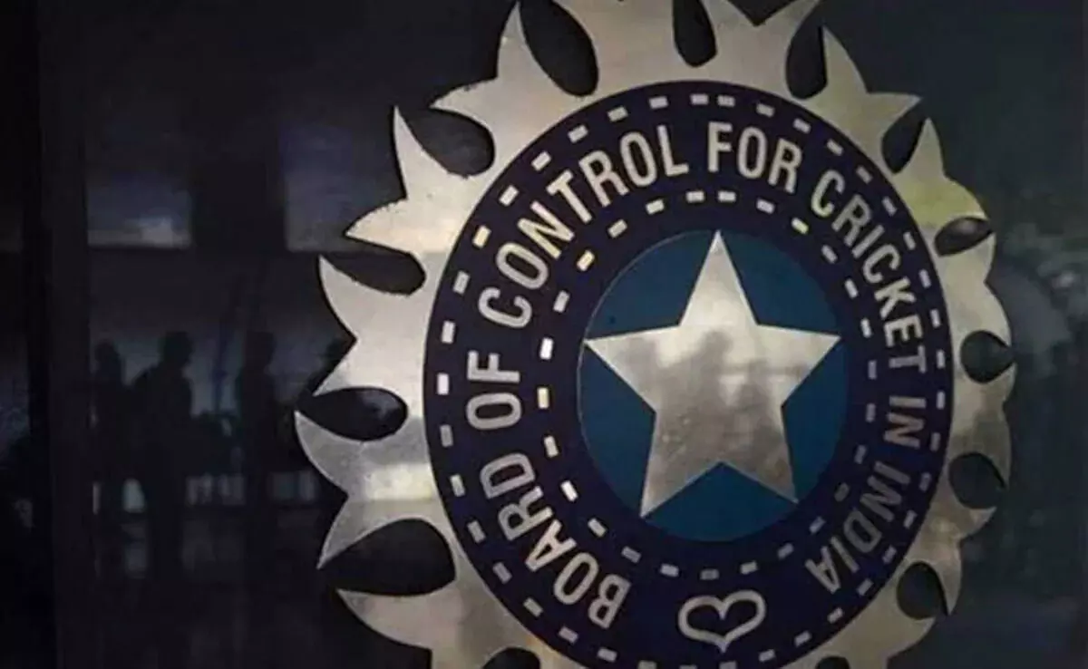 BCCI : బీసీసీఐ కొత్త రూల్స్.. ఇక డబ్బు సంపాదించడం అంత సులువు కాదు! BCCI : బీసీసీఐ కొత్త రూల్స్.. ఇక డబ్బు సంపాదించడం అంత సులువు కాదు!