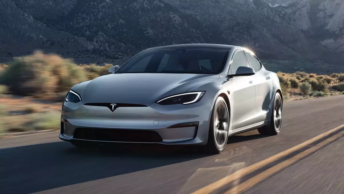 Tesla : నెలన్నరలో 600లకు పైగా బుకింగ్స్.. టెస్లా కార్లకు అనుకున్నంత డిమాండ్ వచ్చిందా ? Tesla : నెలన్నరలో 600లకు పైగా బుకింగ్స్.. టెస్లా కార్లకు అనుకున్నంత డిమాండ్ వచ్చిందా ?