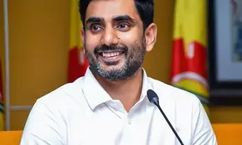Lokesh Slams Former CM Jagan:  మాజీ సిఎం జగన్ తీరుపై లోకేష్ వంగ్యాస్త్రాలు.. సొంత పార్టీ కార్యకర్తలను కలవడానికి పాసులా..! Lokesh Slams Former CM Jagan:  మాజీ సిఎం జగన్ తీరుపై లోకేష్ వంగ్యాస్త్రాలు.. సొంత పార్టీ కార్యకర్తలను కలవడానికి పాసులా..!