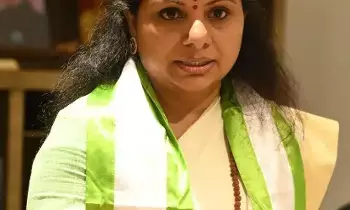 Kavitha Resigns: బీఆర్ఎస్ పార్టీ ప్రాథమిక సభ్యత్వానికి ఎమ్మెల్సీ పదవికి రాజీనామా చేసిన కవిత Kavitha Resigns: బీఆర్ఎస్ పార్టీ ప్రాథమిక సభ్యత్వానికి ఎమ్మెల్సీ పదవికి రాజీనామా చేసిన కవిత