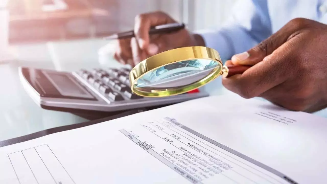 GST on Insurance : సెప్టెంబర్ 22 నుంచి ఇన్సూరెన్స్కు జీఎస్టీ లేదు.. అప్పటివరకు ప్రీమియం కట్టడం ఆపాలా? GST on Insurance : సెప్టెంబర్ 22 నుంచి ఇన్సూరెన్స్కు జీఎస్టీ లేదు.. అప్పటివరకు ప్రీమియం కట్టడం ఆపాలా?