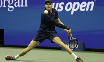 US Open 2025: యూఎస్ ఓపెన్ 2025: సెమీస్ కు సినర్ US Open 2025: యూఎస్ ఓపెన్ 2025: సెమీస్ కు సినర్