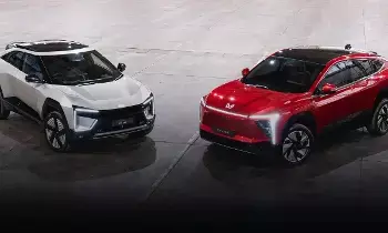Mahindra : కి.మీ.కి కేవలం రూ.1 ఖర్చు.. ఈ 2 ఎలక్ట్రిక్ ఎస్యూవీలను జనం ఎగబడి కొంటున్నారు Mahindra : కి.మీ.కి కేవలం రూ.1 ఖర్చు.. ఈ 2 ఎలక్ట్రిక్ ఎస్యూవీలను జనం ఎగబడి కొంటున్నారు