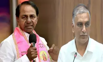 Former Minister Harish Rao: మాజీ మంత్రి హరీశ్రావు కేసీఆర్తో భేటీ Former Minister Harish Rao: మాజీ మంత్రి హరీశ్రావు కేసీఆర్తో భేటీ