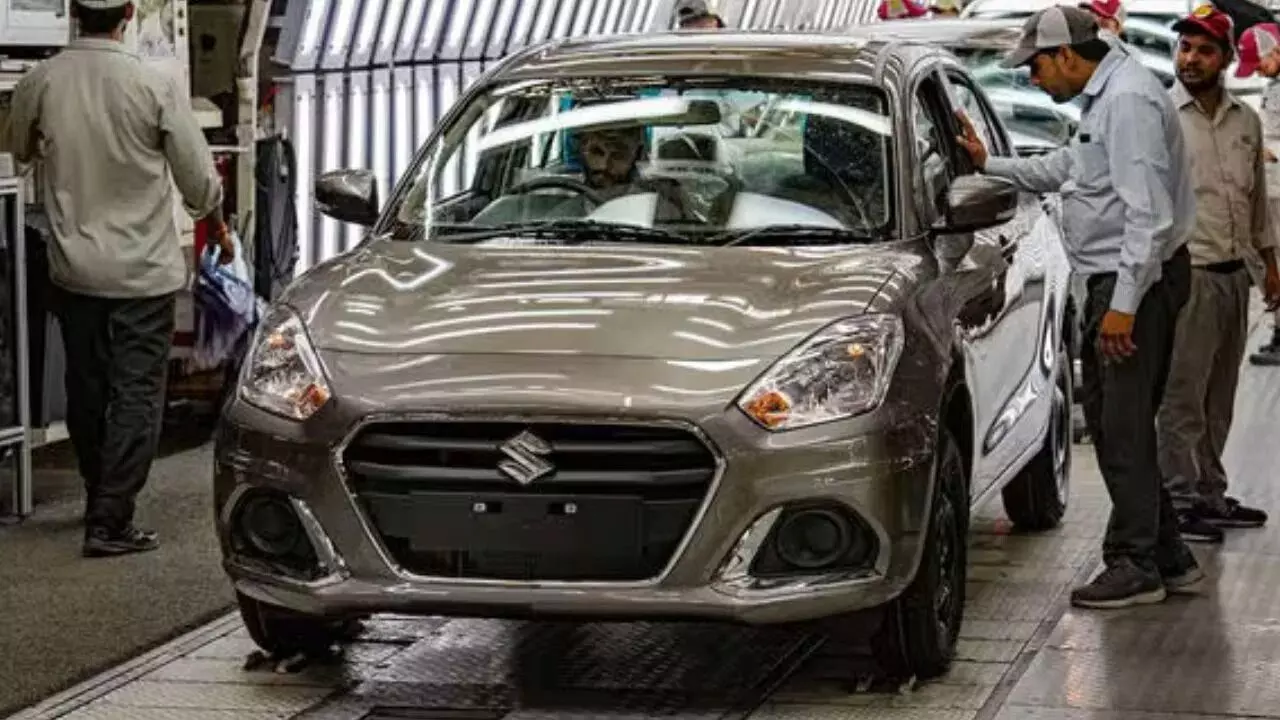 Car Prices : కారు కొనేవారికి శుభవార్త.. రూ.10 లక్షల వరకు తగ్గిన కార్ల ధరలు Car Prices : కారు కొనేవారికి శుభవార్త.. రూ.10 లక్షల వరకు తగ్గిన కార్ల ధరలు