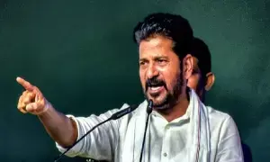 Disqualified MLAs: సీఎంతో అనర్హత వేటు ఎదుర్కొంటున్న ఎమ్మెల్యేల సమావేశం Disqualified MLAs: సీఎంతో అనర్హత వేటు ఎదుర్కొంటున్న ఎమ్మెల్యేల సమావేశం