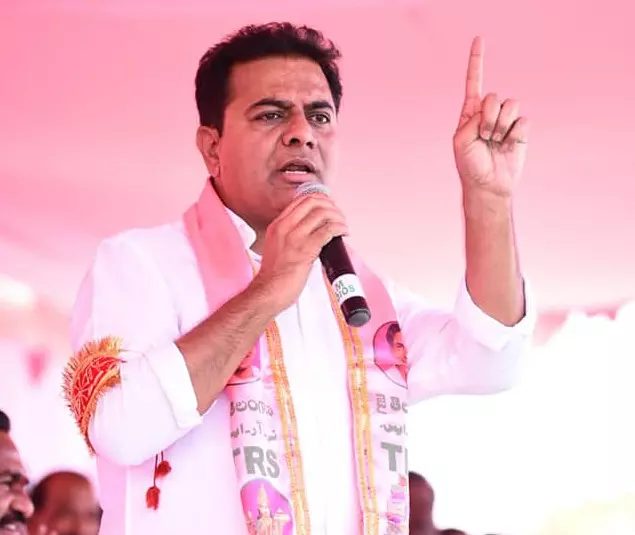 KTR: కేటీఆర్కు హైకోర్టు నుంచి ఊరట KTR: కేటీఆర్కు హైకోర్టు నుంచి ఊరట