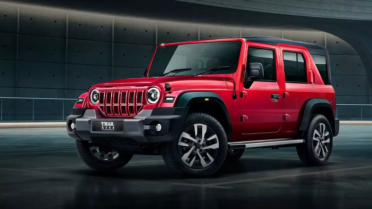Mahindra Thar : కొన్ని వారాల్లోనే కొత్త మహీంద్రా థార్.. పాత దానికంటే మరింత పవర్ఫుల్ Mahindra Thar : కొన్ని వారాల్లోనే కొత్త మహీంద్రా థార్.. పాత దానికంటే మరింత పవర్ఫుల్
