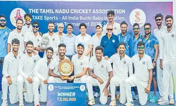 Buchi Babu Trophy: హైదరాబాద్ దే బుచ్చిబాబు ట్రోఫీ Buchi Babu Trophy: హైదరాబాద్ దే బుచ్చిబాబు ట్రోఫీ