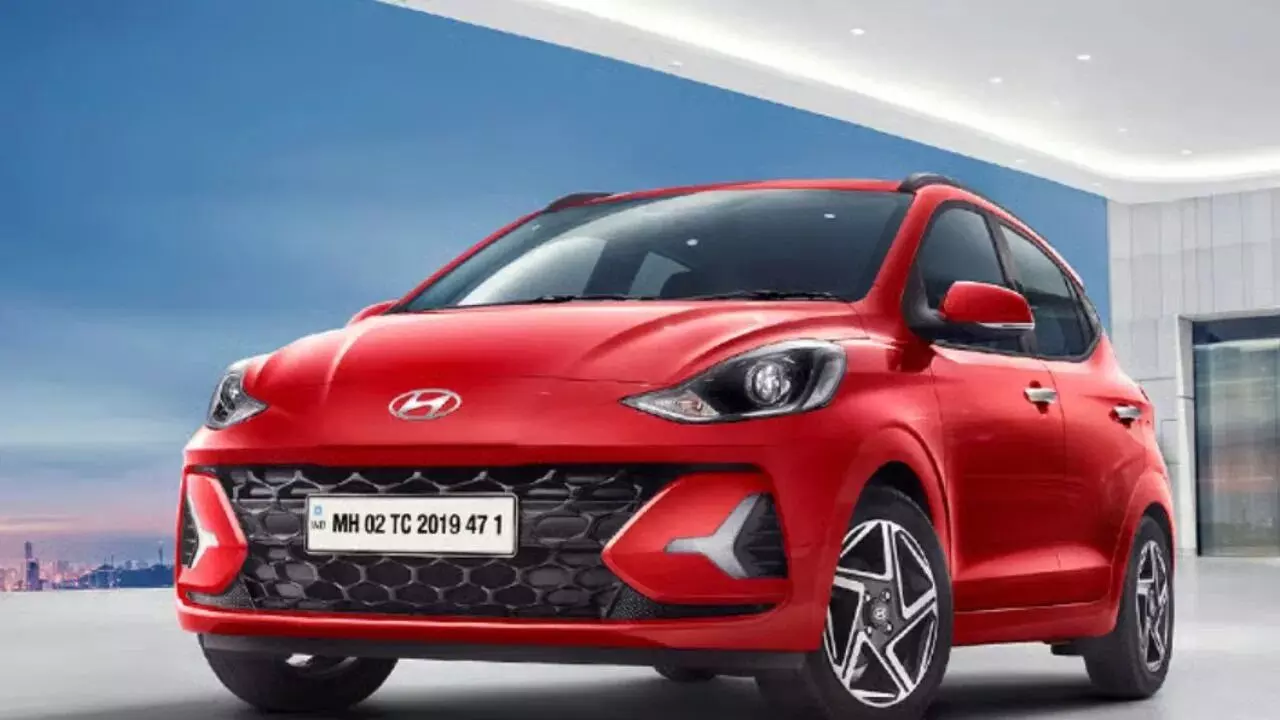 Hyundai : పండుగ సీజన్‌లో బంపర్ ఆఫర్.. హ్యుందాయ్ కార్లపై రూ.2.4 లక్షల వరకు తగ్గింపు!
