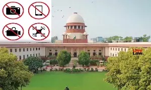 SupremeCourt: సుప్రీంకోర్టు హై-సెక్యూరిటీ జోన్లో వీడియోగ్రఫీ, ఫొటోగ్రఫీపై నిషేధం.. కారణం ఏమిటి? SupremeCourt: సుప్రీంకోర్టు హై-సెక్యూరిటీ జోన్లో వీడియోగ్రఫీ, ఫొటోగ్రఫీపై నిషేధం.. కారణం ఏమిటి?