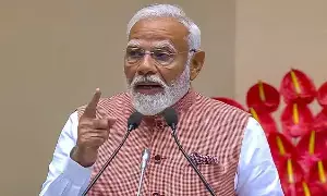 PM Modi: ప్రధాని మోదీ: జీఎస్టీ మార్పులతో ప్రజలపై భారం తగ్గనుంది PM Modi: ప్రధాని మోదీ: జీఎస్టీ మార్పులతో ప్రజలపై భారం తగ్గనుంది