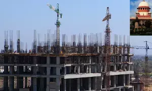 Supreme Court: సొంతింటి కలల కోసం ‘రివైవల్ ఫండ్’ ఏర్పాటు చేయాలి.. కేంద్రానికి సుప్రీం సూచన Supreme Court: సొంతింటి కలల కోసం ‘రివైవల్ ఫండ్’ ఏర్పాటు చేయాలి.. కేంద్రానికి సుప్రీం సూచన