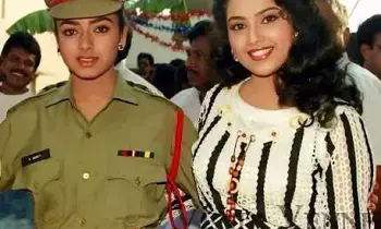 Meena: ఆరోజు సౌందర్యతో హెలికాప్టర్లో వెళ్లాల్సింది నేను : మీనా Meena: ఆరోజు సౌందర్యతో హెలికాప్టర్లో వెళ్లాల్సింది నేను : మీనా