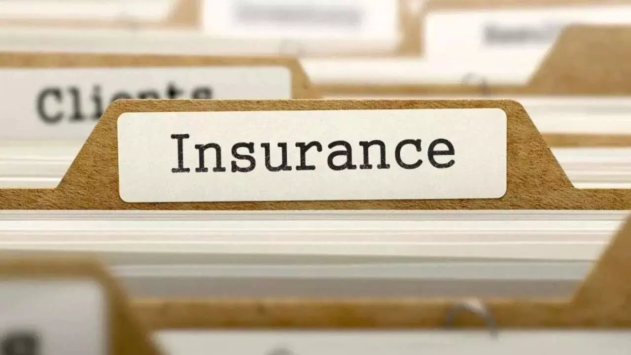 Insurance Claim : పాలసీదారు, నామినీ ఇద్దరూ చనిపోతే ఇన్సూరెన్స్ డబ్బు ఎవరికి వెళ్తుంది?