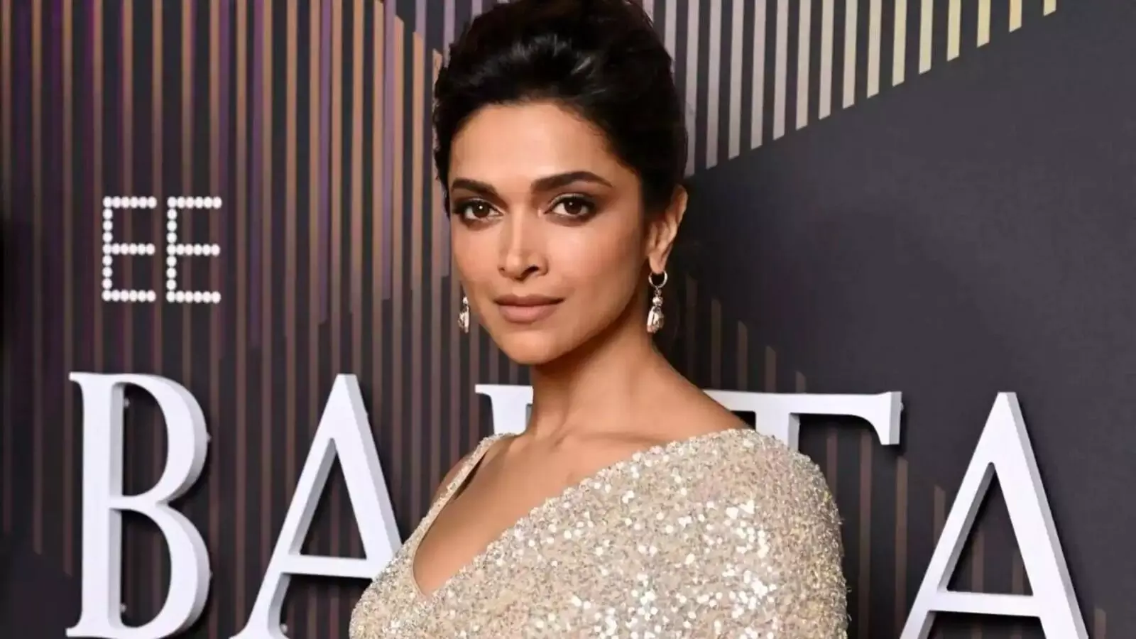 Deepika Padukone: కల్కి-2 నుంచి దీపికా పదుకొణె ఔట్ Deepika Padukone: కల్కి-2 నుంచి దీపికా పదుకొణె ఔట్