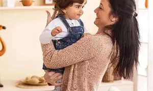 Breastfeeding: తల్లిపాలు ఎలా మాన్పించాలంటే..! Breastfeeding: తల్లిపాలు ఎలా మాన్పించాలంటే..!