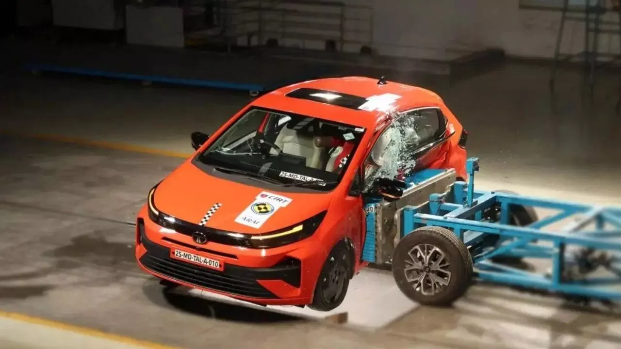 Tata Altroz  : సేఫ్టీకి మారుపేరు టాటా.. కొత్త కారు కూడా 5 స్టార్ రేటింగ్‌తో అదరగొట్టింది