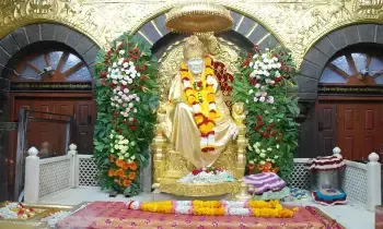Sai Baba Idol Made Only with Marble: సాయిబాబా విగ్రహం పాలరాయితోనే ఎందుకు? Sai Baba Idol Made Only with Marble: సాయిబాబా విగ్రహం పాలరాయితోనే ఎందుకు?