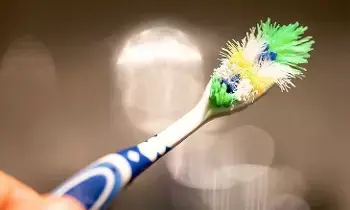Toothbrush: టూత్ బ్రష్ ఎప్పుడు మార్చాలి.. డాక్టర్లు ఏం అంటున్నారు? Toothbrush: టూత్ బ్రష్ ఎప్పుడు మార్చాలి.. డాక్టర్లు ఏం అంటున్నారు?