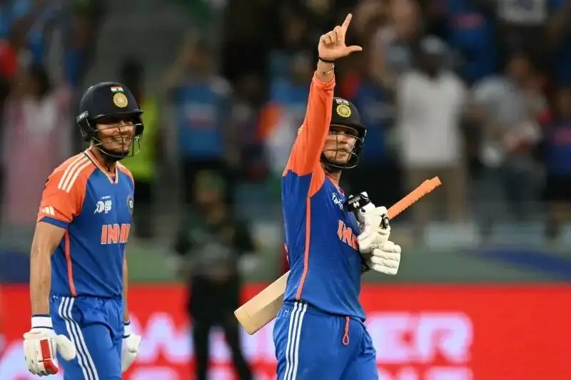 Asia Cup 2025: చెలరేగిన అభిషేక్ శర్మ.. పాక్ చిత్తు Asia Cup 2025: చెలరేగిన అభిషేక్ శర్మ.. పాక్ చిత్తు