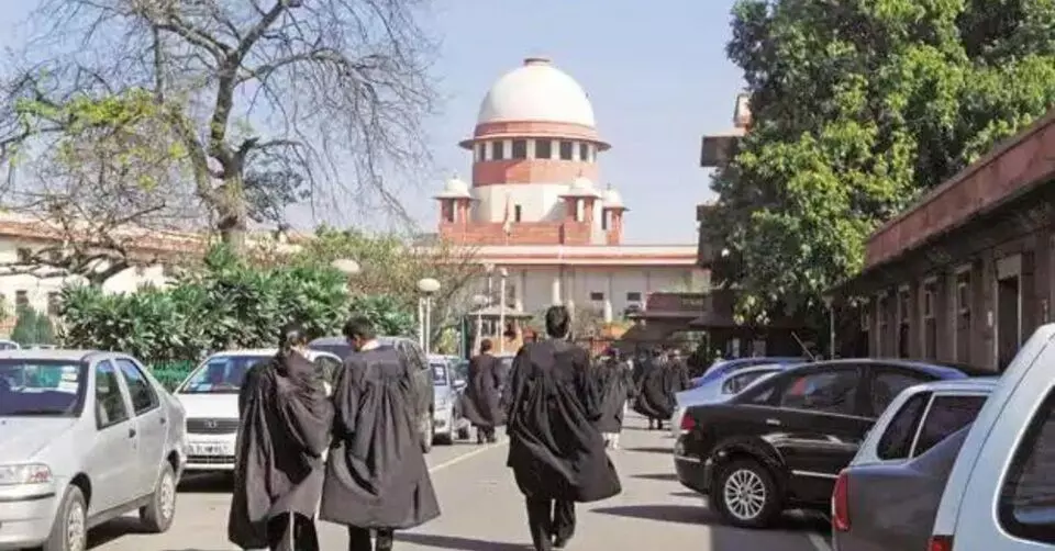 Supreme Court Orders: విగ్రహాల నిర్మాణానికి ప్రజాధనం వాడొద్దు: సుప్రీంకోర్టు ఆదేశం