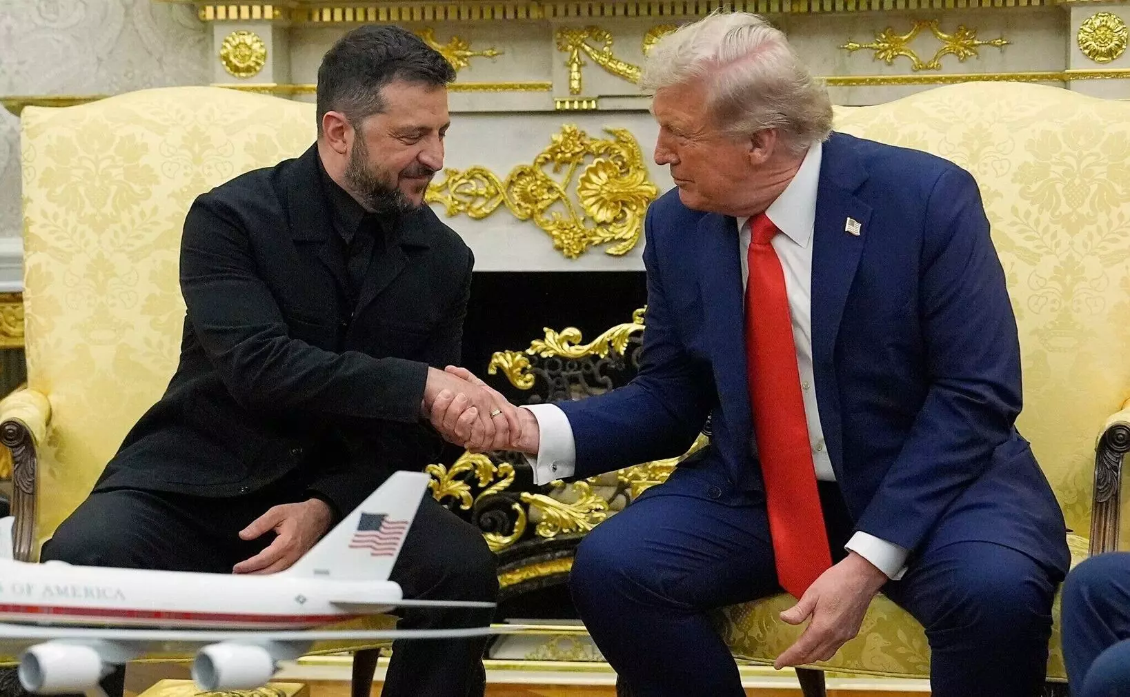 Shocking Remarks by Trump: రష్యా విమానాలను కూల్చే అవకాశం ఉంది: ట్రంప్ సంచలన వ్యాఖ్యలు