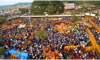 Sammakka-Sarakka: ఆసియాలోనే అతిపెద్ద గిరిజన పండుగ Sammakka-Sarakka: ఆసియాలోనే అతిపెద్ద గిరిజన పండుగ