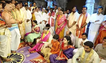 CM Chandrababu: తిరుమల పవిత్రత, పరిరక్షణకు అత్యంత ప్రాధాన్యం : సీఎం చంద్రబాబు CM Chandrababu: తిరుమల పవిత్రత, పరిరక్షణకు అత్యంత ప్రాధాన్యం : సీఎం చంద్రబాబు