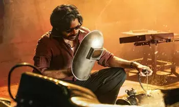 Pawan Mania: పవన్ మేనియా..ఓజీ ఫస్ట్ డే బాక్సాఫీస్ షేక్ Pawan Mania: పవన్ మేనియా..ఓజీ ఫస్ట్ డే బాక్సాఫీస్ షేక్