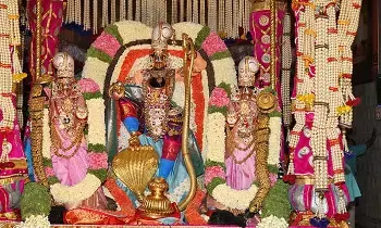 Brahmotsavams of Srivari Salakatla: ముత్యపు పందిరి వాహనంపై కాళీయ మర్ధనుడి అలంకారంలో శ్రీమలయప్ప Brahmotsavams of Srivari Salakatla: ముత్యపు పందిరి వాహనంపై కాళీయ మర్ధనుడి అలంకారంలో శ్రీమలయప్ప