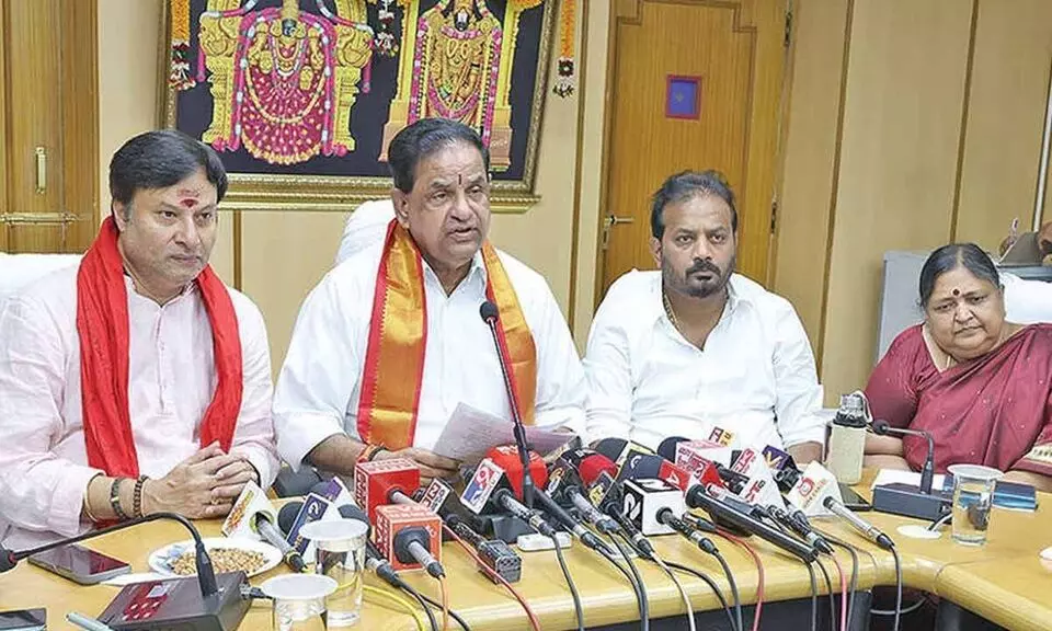 Tirumala Tirupati Devasthanams (TTD): శ్రీవారి హుండీ ఆదాయం రూ.25.12 కోట్లు