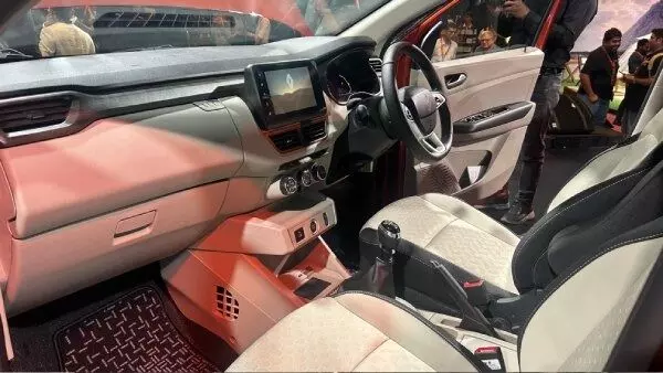 Up Coming SUV : మహీంద్రా XUV700, టాటా సఫారీకి పోటీ.. మార్కెట్లోకి వస్తున్న 7 సీటర్ ఎస్యూవీలు ఇవే