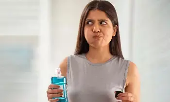 Use Mouthwash Daily: రోజూ మౌత్ వాష్ వాడితే ఏమవుతుందో తెలుసా? Use Mouthwash Daily: రోజూ మౌత్ వాష్ వాడితే ఏమవుతుందో తెలుసా?