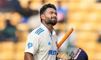 Former Cricketer Ramesh Makes Interesting Comments: పంత్ రీఎంట్రీతో అతడికి ఏ సమస్య ఉండదు.. మాజీ క్రికెటర్ రమేశ్ ఆసక్తికర వ్యాఖ్యలు Former Cricketer Ramesh Makes Interesting Comments: పంత్ రీఎంట్రీతో అతడికి ఏ సమస్య ఉండదు.. మాజీ క్రికెటర్ రమేశ్ ఆసక్తికర వ్యాఖ్యలు