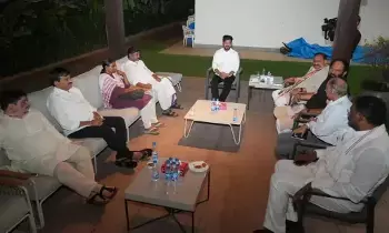 Strong Arguments on BC Reservations: బీసీ రిజర్వేషన్లపై బలమైన వాదనలు: మంత్రులు, నేతలతో సమావేశం Strong Arguments on BC Reservations: బీసీ రిజర్వేషన్లపై బలమైన వాదనలు: మంత్రులు, నేతలతో సమావేశం