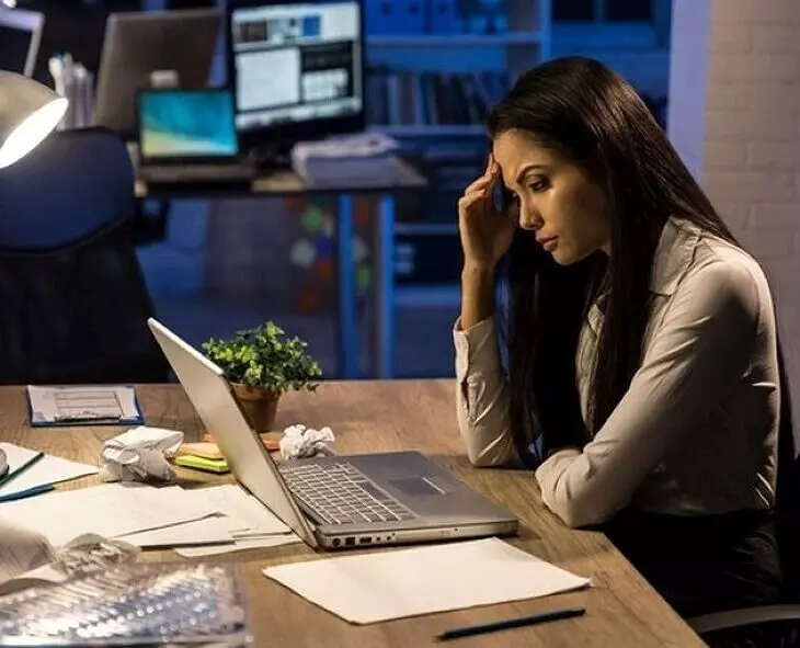Effect of Night Shifts on Fertility: నైట్ డ్యూటీలుతో సంతానోత్పత్తిపై ఎఫెక్ట్ Effect of Night Shifts on Fertility: నైట్ డ్యూటీలుతో సంతానోత్పత్తిపై ఎఫెక్ట్