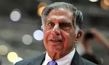 Ratan Tata : రతన్ టాటా మరణం తర్వాత కుటుంబంలో కలహాలు..ఏడాదిలో గ్రూప్కు రూ. 7.18 లక్షల కోట్ల నష్టం Ratan Tata : రతన్ టాటా మరణం తర్వాత కుటుంబంలో కలహాలు..ఏడాదిలో గ్రూప్కు రూ. 7.18 లక్షల కోట్ల నష్టం