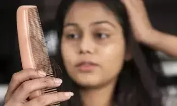 Excessive Hair Fall: జుట్టు విపరీతంగా రాలుతోందా? ఏం చేయాలంటే? Excessive Hair Fall: జుట్టు విపరీతంగా రాలుతోందా? ఏం చేయాలంటే?