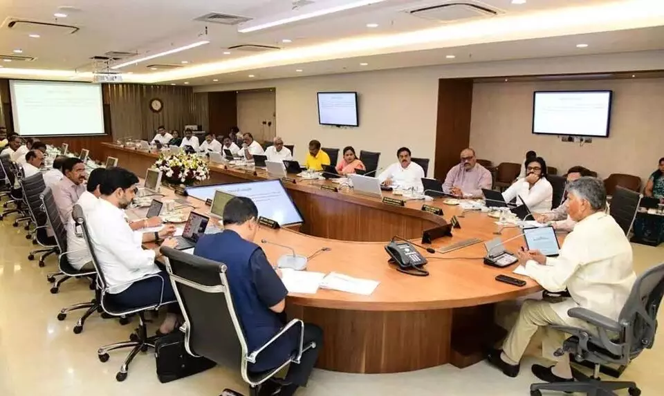 CM Chandrababu: సీఎం చంద్రబాబు: ఎన్నికల్లో గెలవాల్సింది మనం.. అధికారులు కాదు CM Chandrababu: సీఎం చంద్రబాబు: ఎన్నికల్లో గెలవాల్సింది మనం.. అధికారులు కాదు