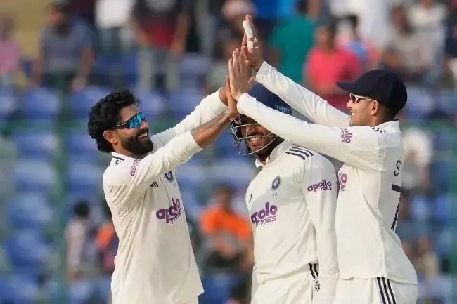 Second Test against West Indies: జడేజా దెబ్బకు కరేబియన్లు విలవిల.. భారీ ఆధిక్యంలో భారత్.. Second Test against West Indies: జడేజా దెబ్బకు కరేబియన్లు విలవిల.. భారీ ఆధిక్యంలో భారత్..