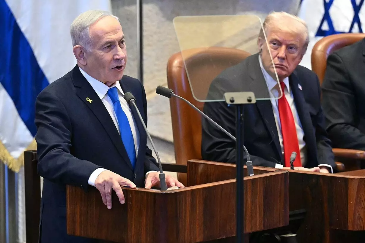 Grand Welcome for Trump in Israeli Parliament:  ఇజ్రాయెల్ పార్లమెంటులో ట్రంప్‌కు ఘన స్వాగతం: ప్రపంచానికి మరింతమంది ట్రంప్‌లు అవసరమంటూ స్టాండింగ్ ఓవేషన్