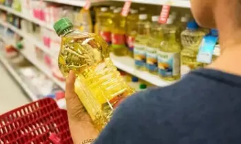 Best Oil for Cooking: వంటకు ఏ నూనె వాడాతే మంచిది? Best Oil for Cooking: వంటకు ఏ నూనె వాడాతే మంచిది?