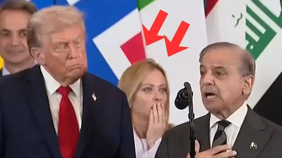 Pakistan PM Shehbaz Sharif: షెహబాజ్ షరీఫ్: ట్రంప్ను పొగడ్తలతో ముంచెత్తిన పాక్ ప్రధాని Pakistan PM Shehbaz Sharif: షెహబాజ్ షరీఫ్: ట్రంప్ను పొగడ్తలతో ముంచెత్తిన పాక్ ప్రధాని