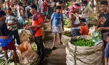 Food Inflation : కిచెన్ బడ్జెట్పై ద్రవ్యోల్బణం ప్రభావం.. కూరగాయలు, పప్పుల ధరలు ఎంత తగ్గాయంటే Food Inflation : కిచెన్ బడ్జెట్పై ద్రవ్యోల్బణం ప్రభావం.. కూరగాయలు, పప్పుల ధరలు ఎంత తగ్గాయంటే