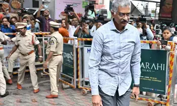 Supreme Court Orders in Phone Tapping Case:  ఫోన్ ట్యాపింగ్ కేసులో సుప్రీంకోర్టు ఆదేశం: ప్రభాకర్ రావు సమాచారం బహిర్గతం చేయాలి Supreme Court Orders in Phone Tapping Case:  ఫోన్ ట్యాపింగ్ కేసులో సుప్రీంకోర్టు ఆదేశం: ప్రభాకర్ రావు సమాచారం బహిర్గతం చేయాలి