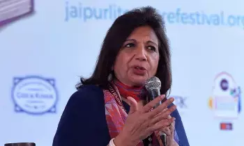 Bengaluru Roads in Dire Condition:  బెంగళూరు రోడ్ల దారుణ పరిస్థితి: విదేశీ వ్యాపార విజిటర్ వ్యాఖ్యలపై నిరాశ వ్యక్తం చేసిన కిరణ్ మజుందార్ షా